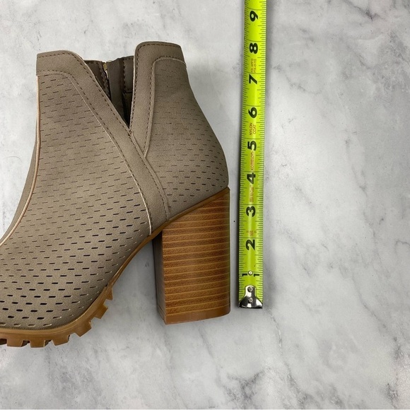 Seven7: Ashbury Stone Moto Biker Chunky Heel Peep Toe Ankle Boots Booties 6 NWT - Picture 7 of 8